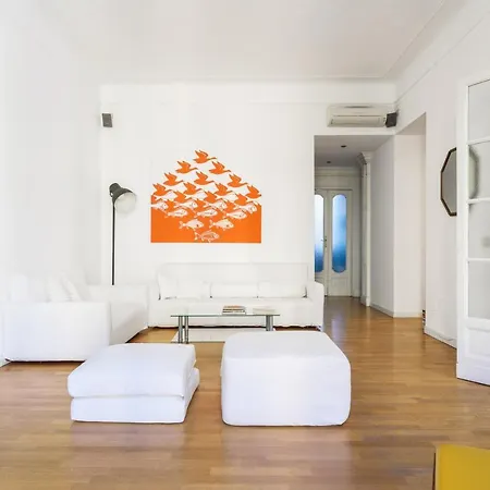 Stylish Two Bedroom In Great Location *