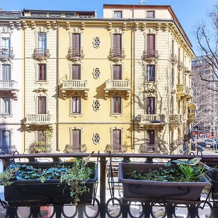 公寓 Stylish Two Bedroom In Great Location *